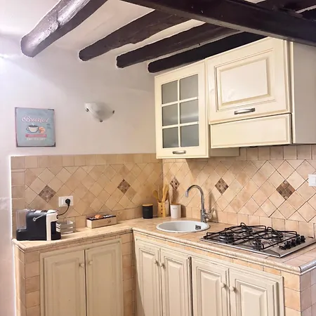 Apartamento Dimora Albanese *